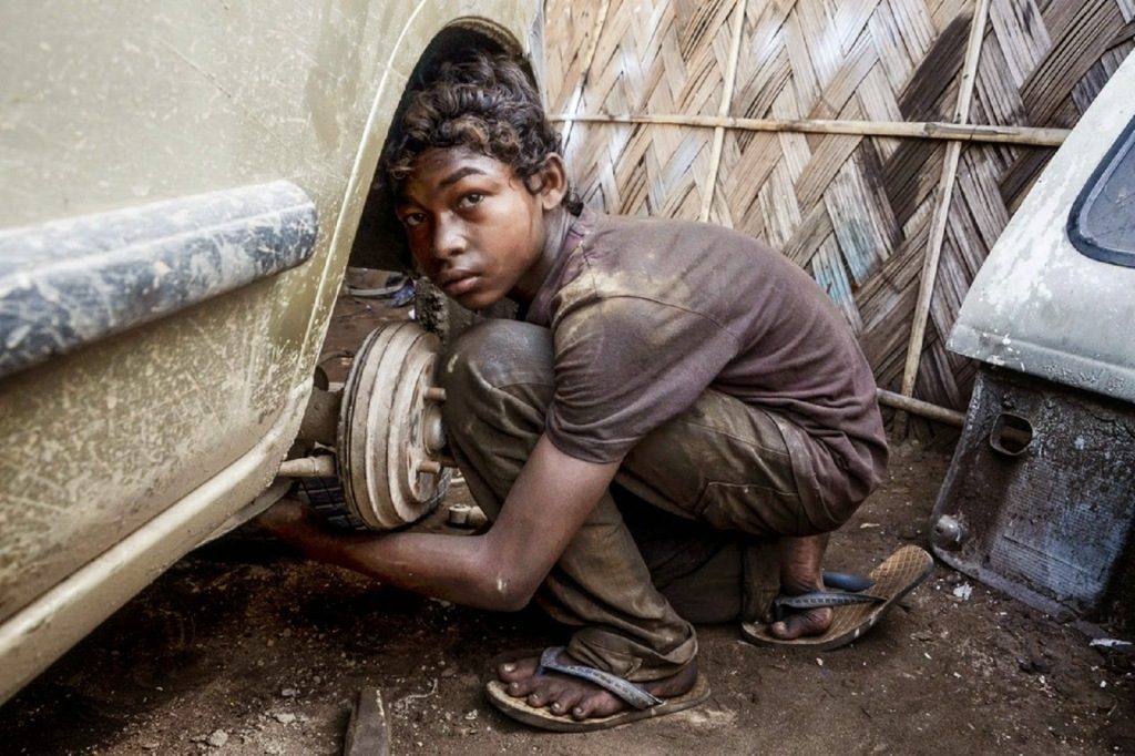 Stop Child Labour Quotes in Hindi