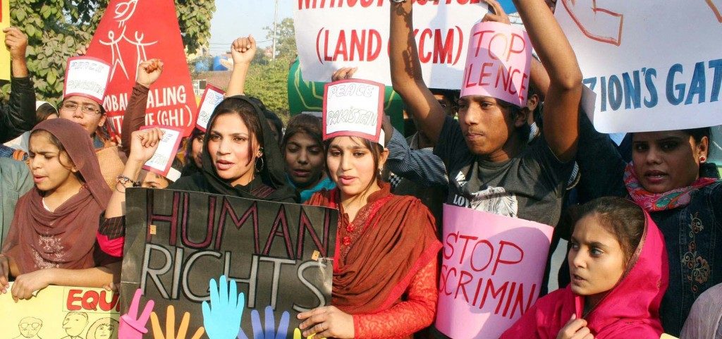 मानव दिवस पर मस्सेजिस का संग्रह | Human Rights Day Messages in Hindi